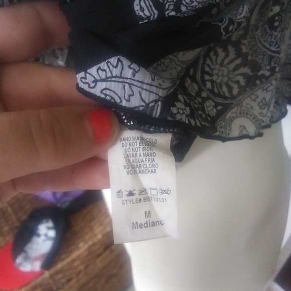 BOGO black printed shirt - Picture 4 of 5